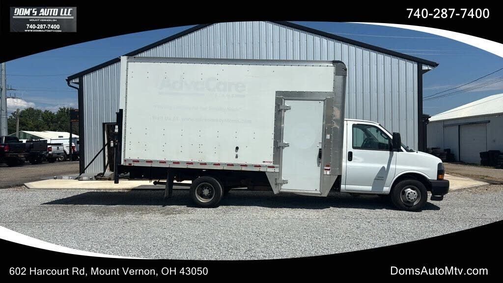 2021 CHEVROLET Express