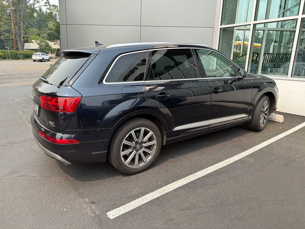 2017 AUDI Q7