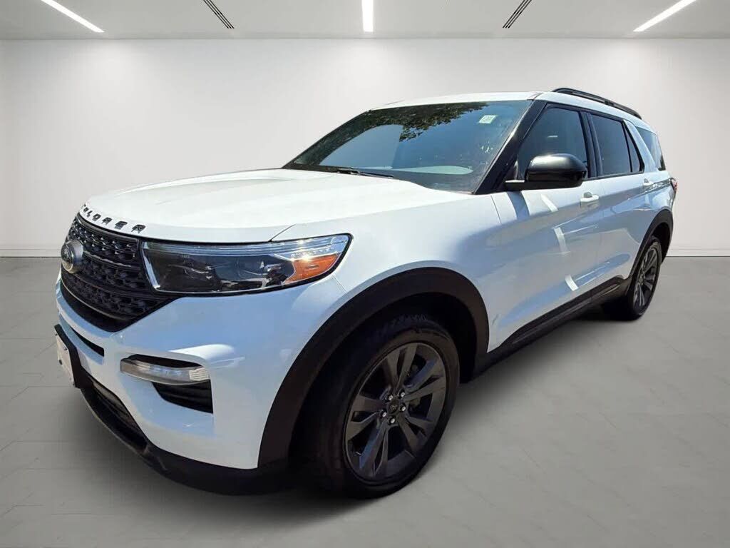 2024 FORD Explorer