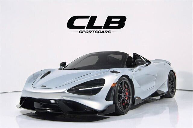 2022 MCLAREN 765LT