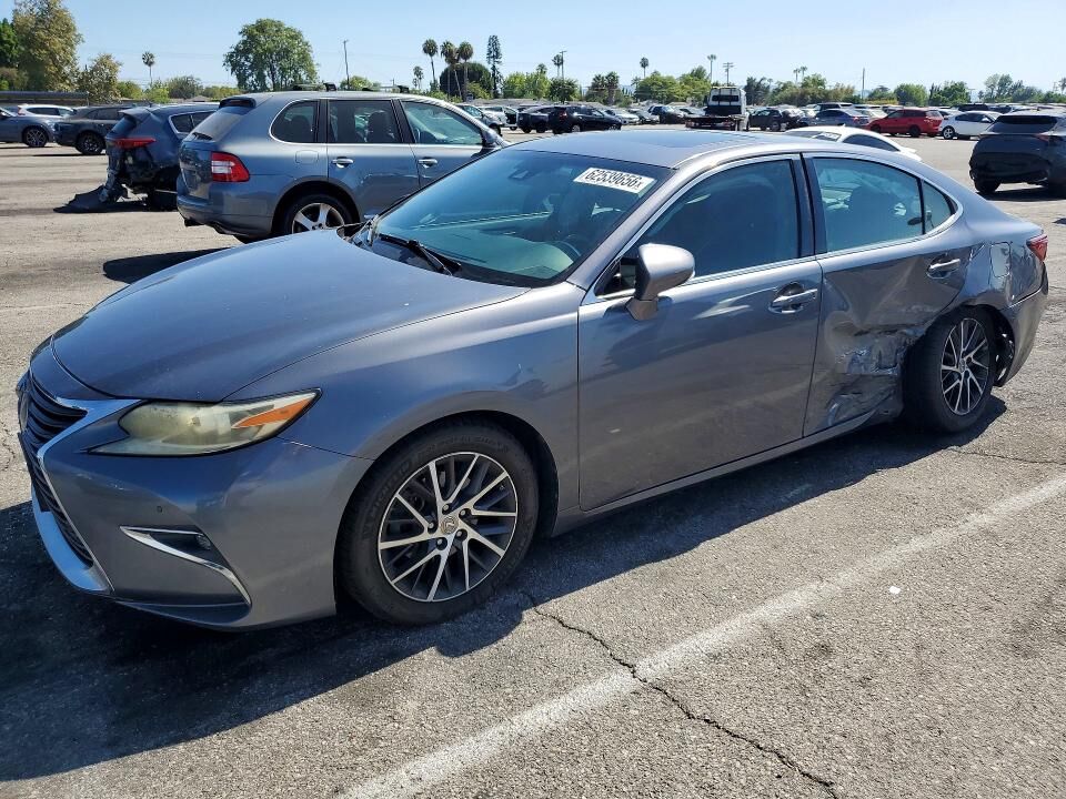 2017 LEXUS ES