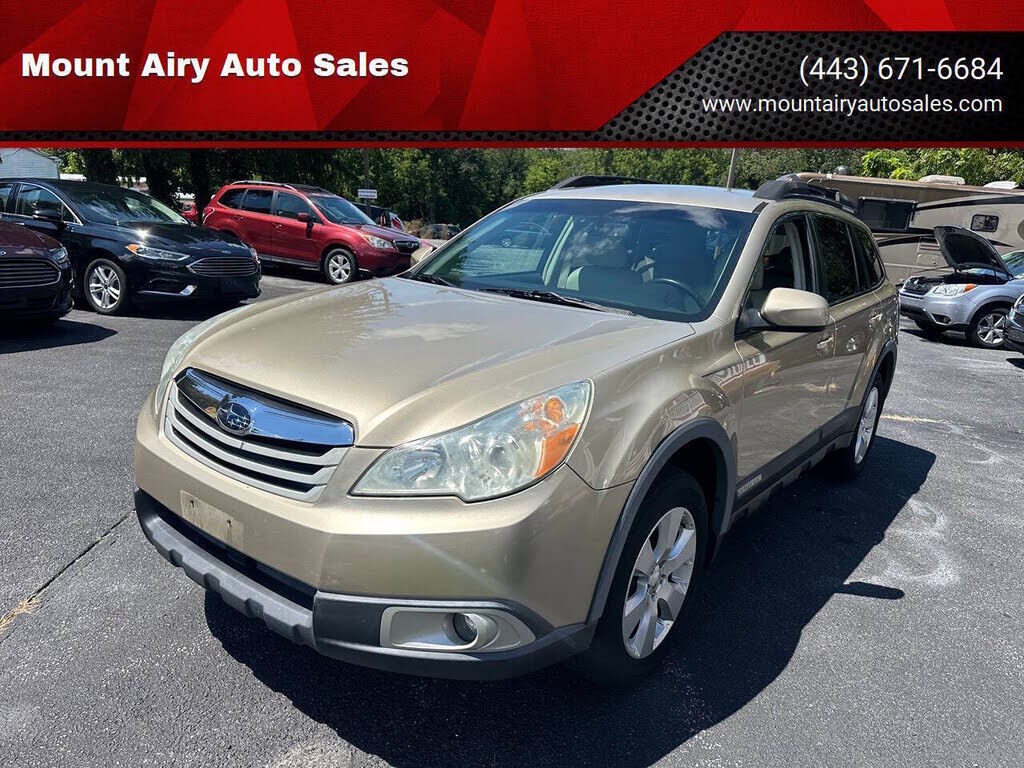 2010 SUBARU Outback