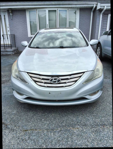 2011 HYUNDAI Sonata