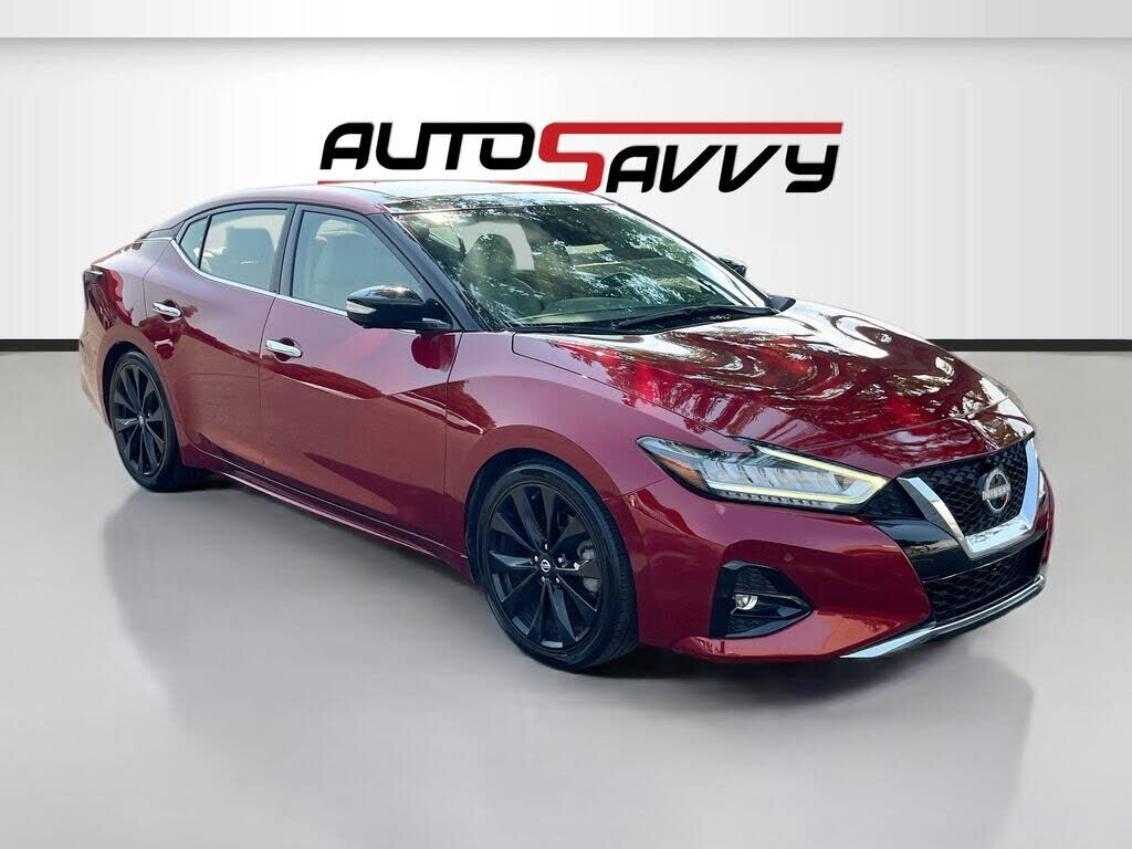 2023 NISSAN Maxima