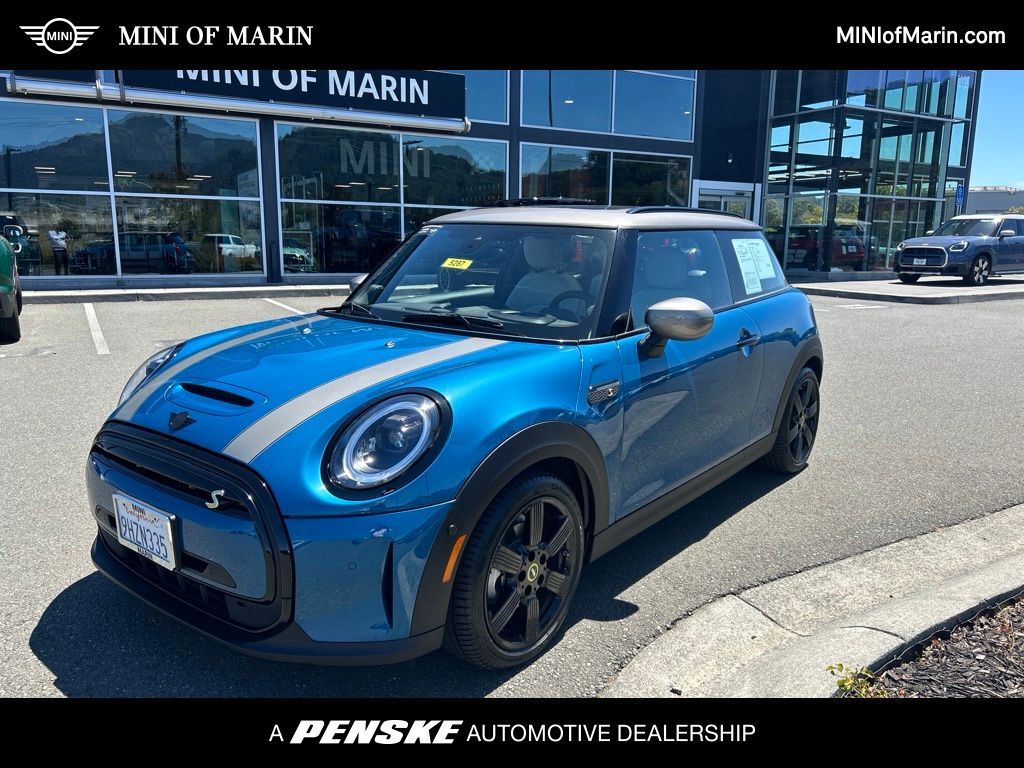 2024 MINI Hardtop