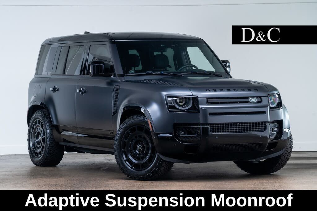 2025 LAND ROVER Defender