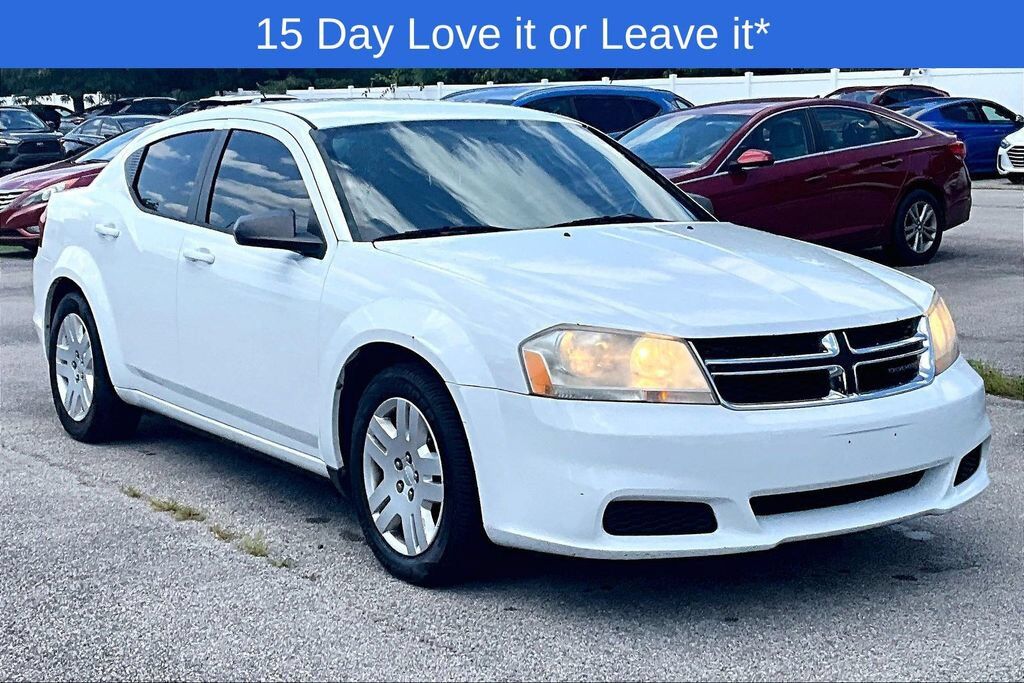 2013 DODGE Avenger