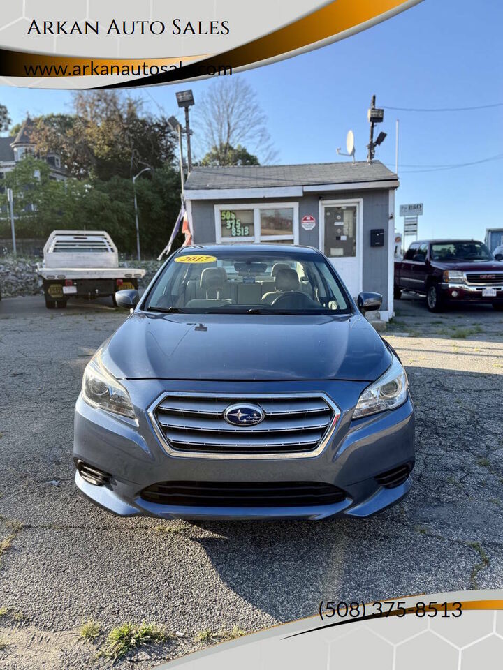 2017 SUBARU Legacy