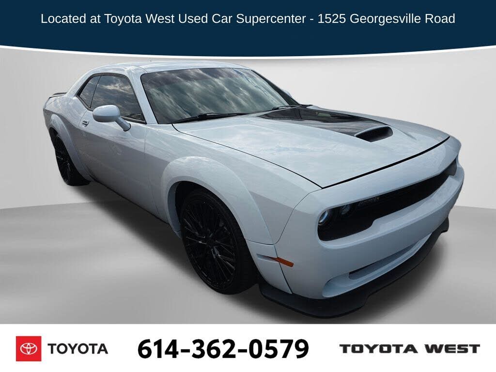2021 DODGE Challenger