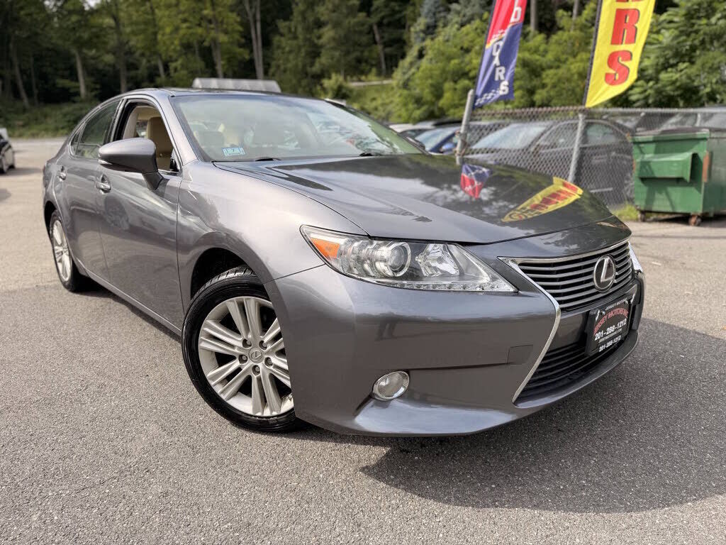2015 LEXUS ES
