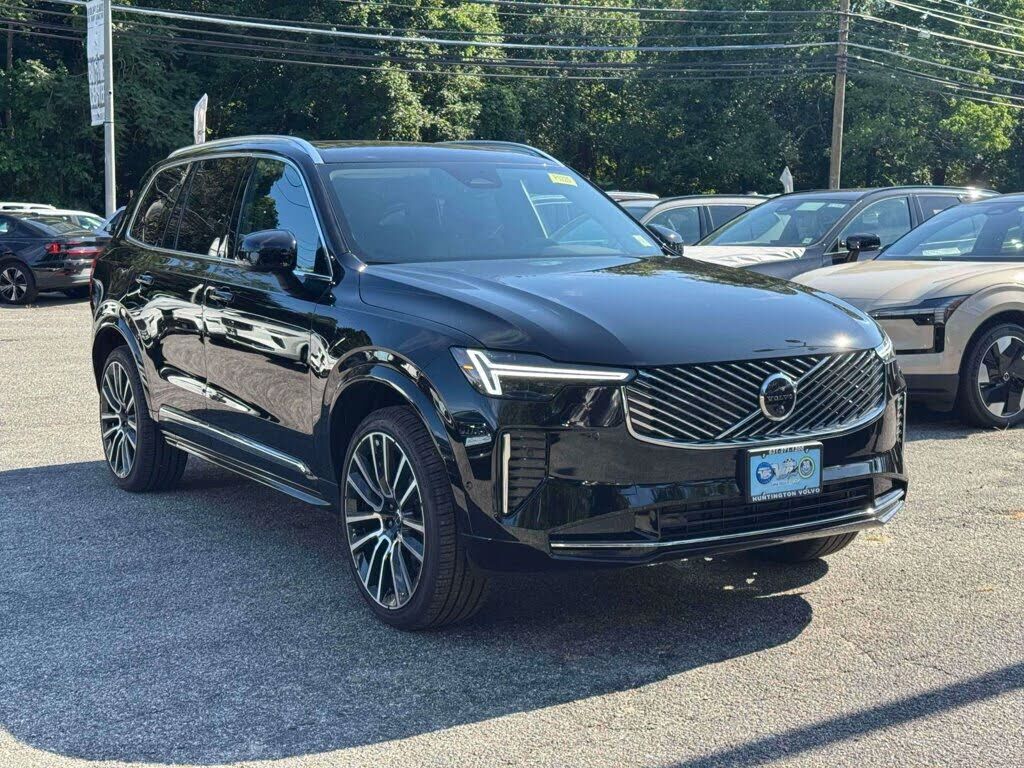 2026 VOLVO XC90