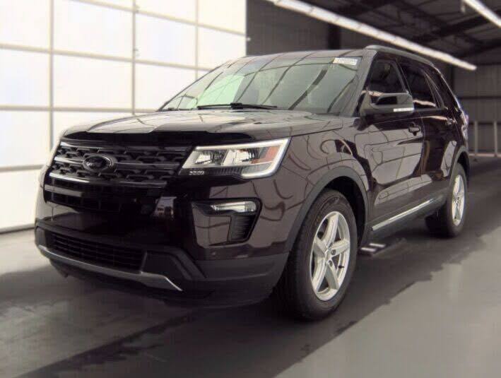 2018 FORD Explorer
