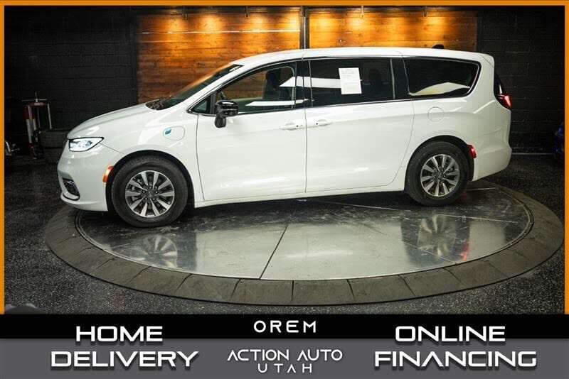 2024 CHRYSLER Pacifica