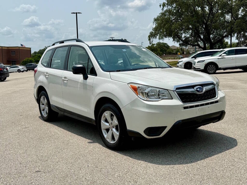 2016 SUBARU Forester