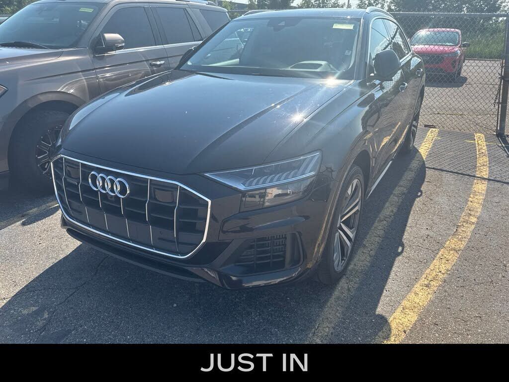 2019 AUDI Q8