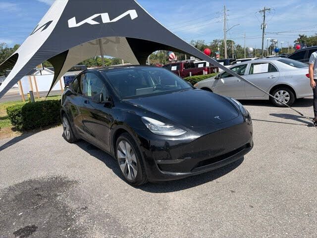 2021 TESLA Model Y