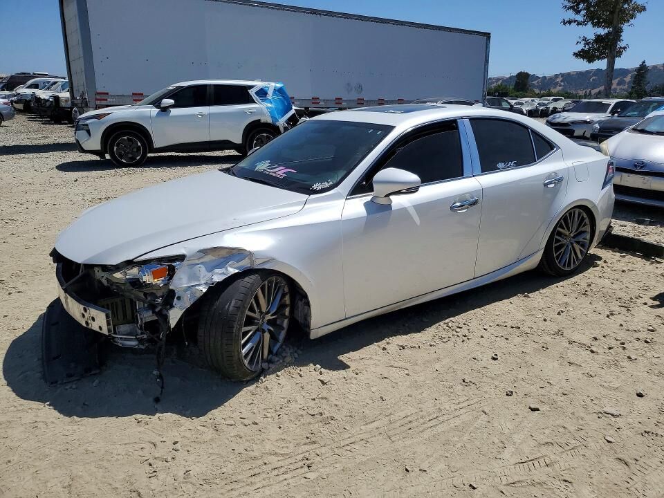 2016 LEXUS IS