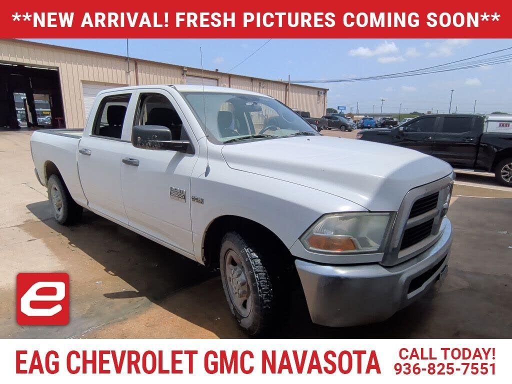 2011 DODGE Ram