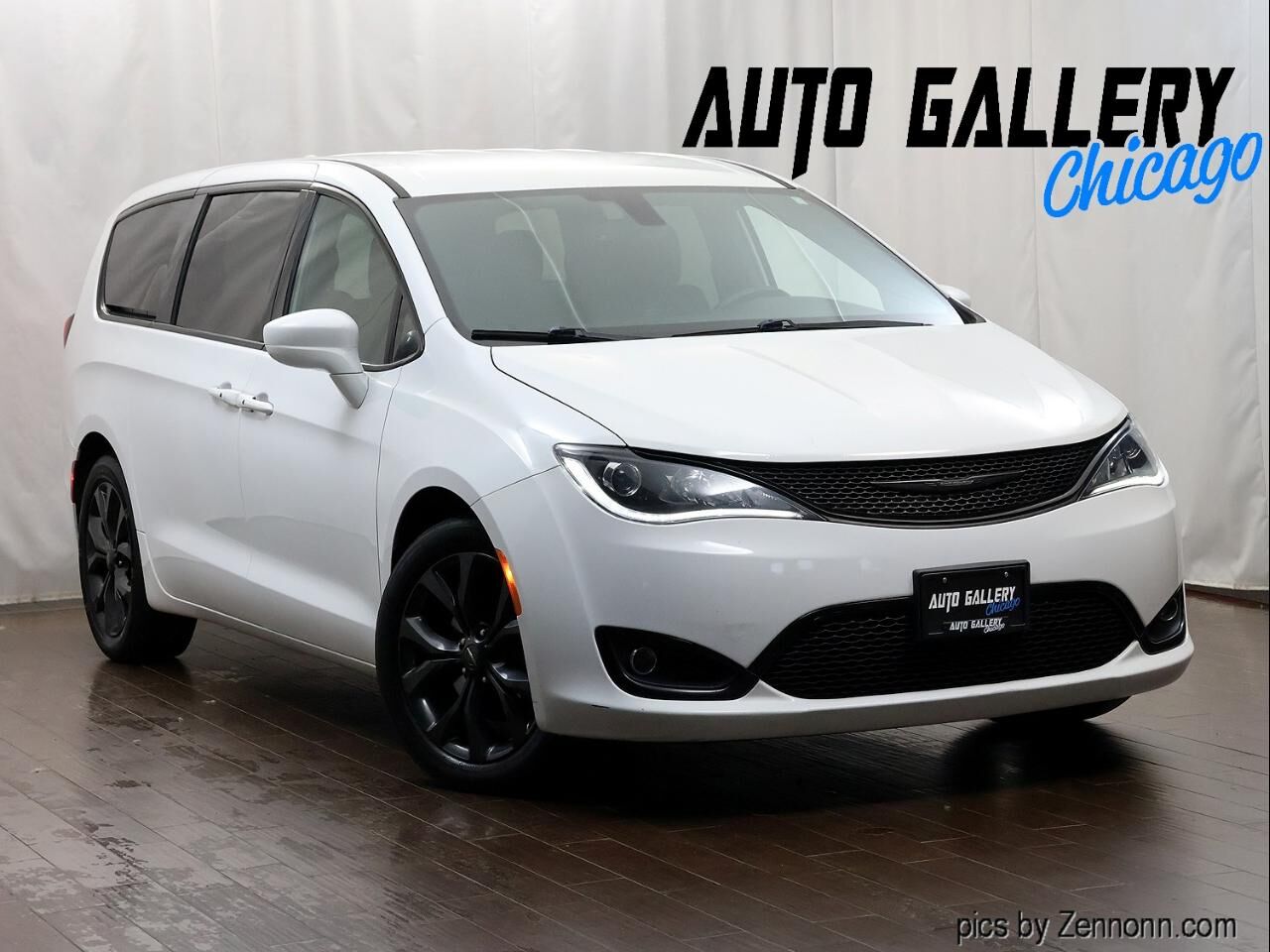 2020 CHRYSLER Pacifica