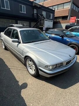 2000 BMW 7 Series