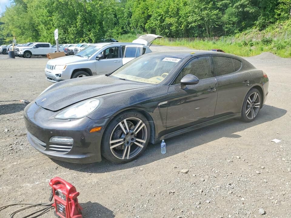 2012 PORSCHE Panamera