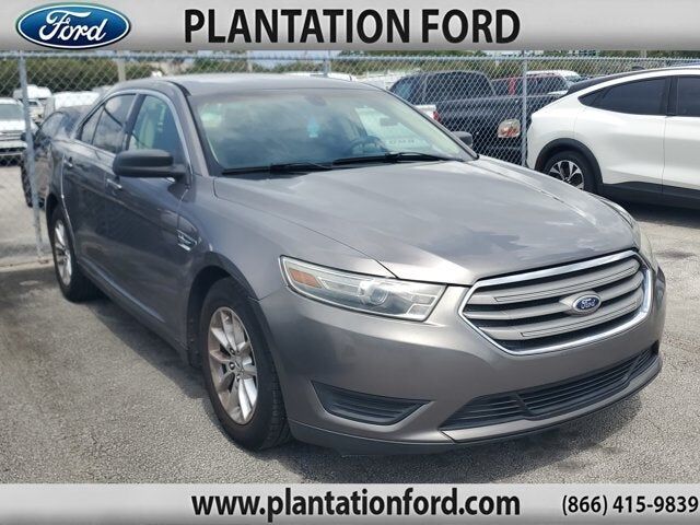 2014 FORD Taurus