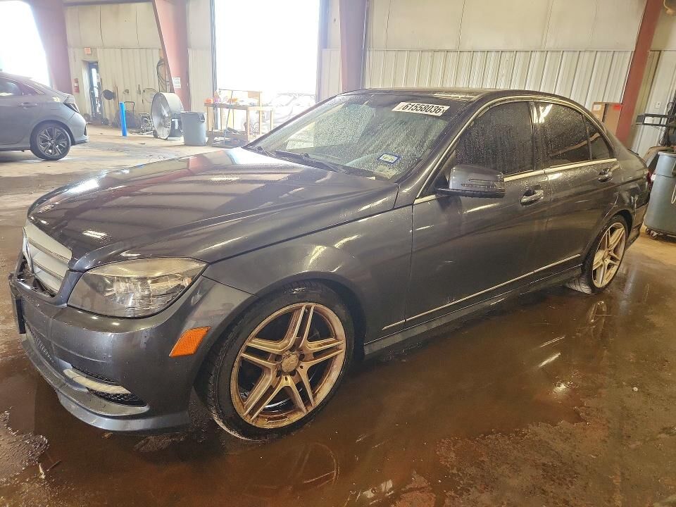 2011 MERCEDES-BENZ C-Class