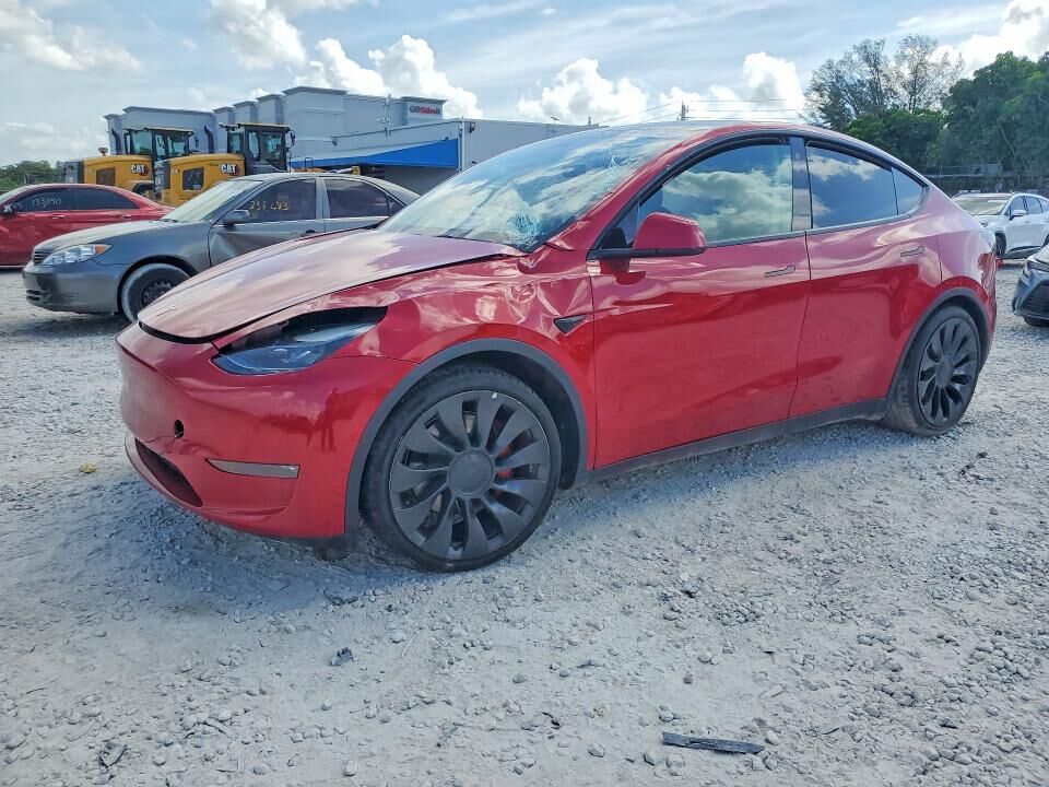 2023 TESLA Model Y