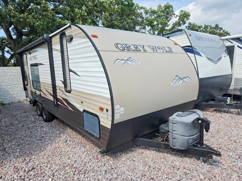 2016 FOREST RIVER Cherokee