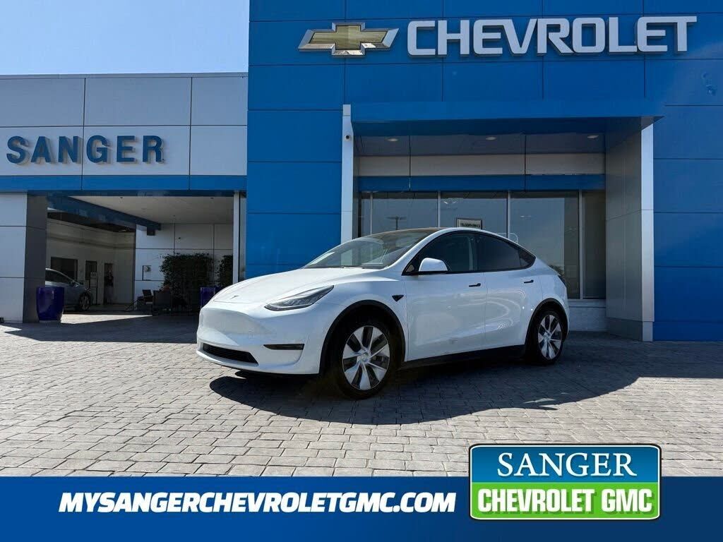 2021 TESLA Model Y
