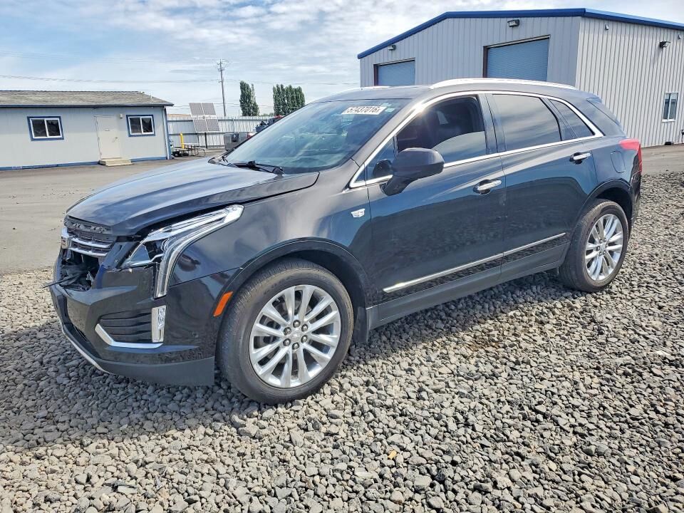 2017 CADILLAC XT5