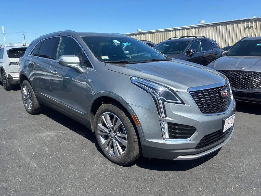 2025 CADILLAC XT5
