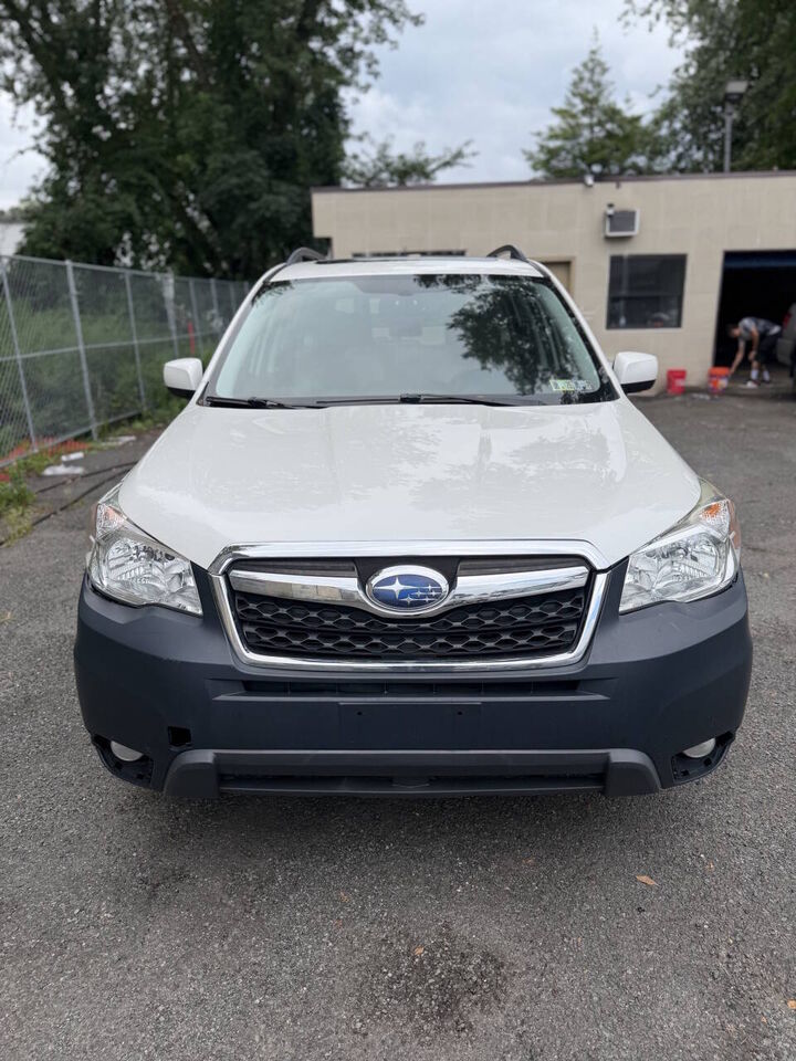 2015 SUBARU Forester