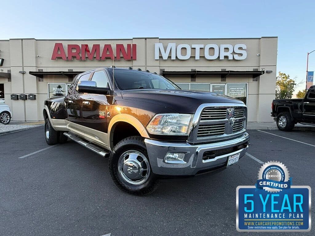 2011 DODGE Ram