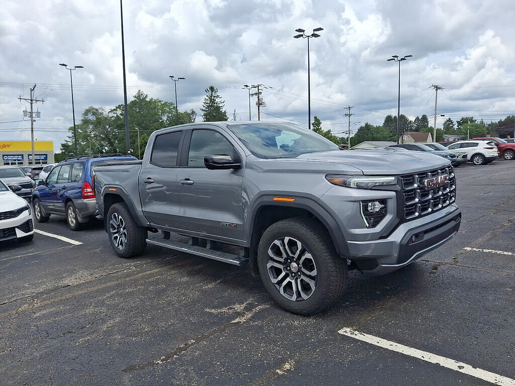 2024 GMC Canyon