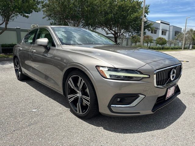2019 VOLVO S60