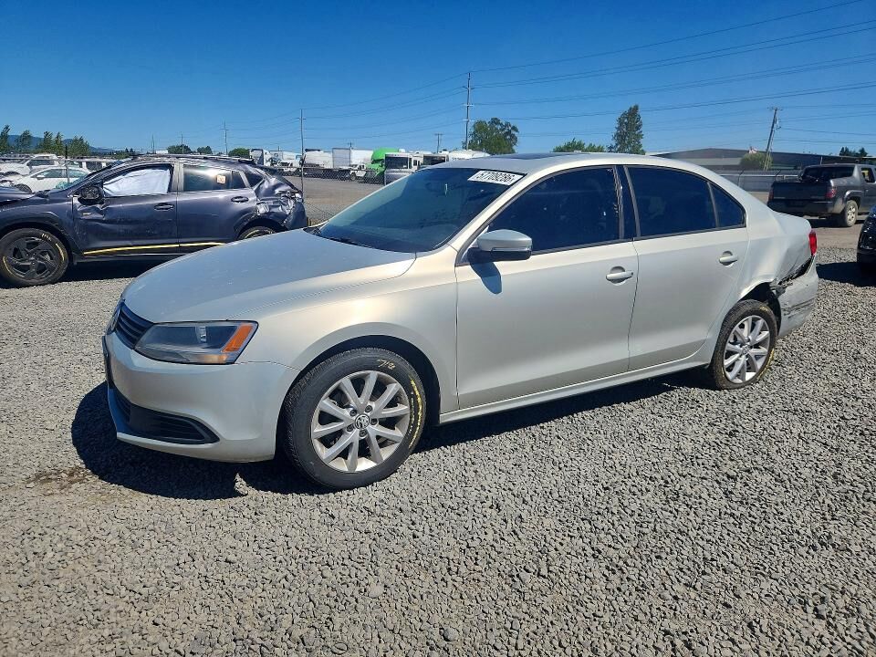 2011 VOLKSWAGEN Jetta