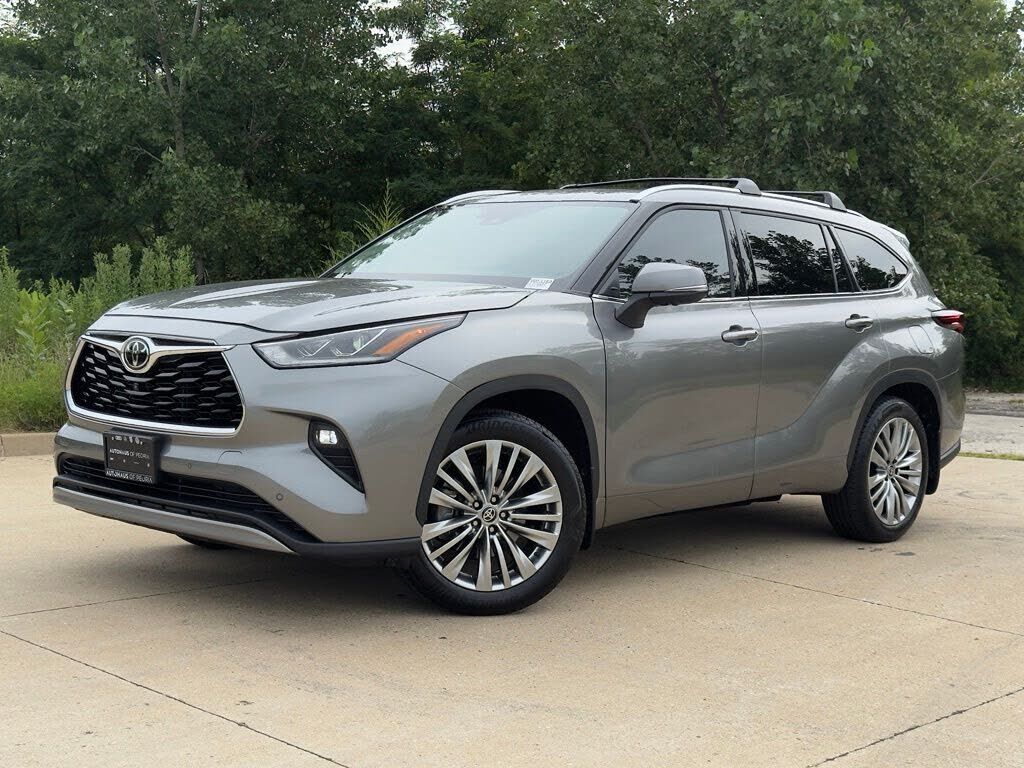 2025 TOYOTA Highlander
