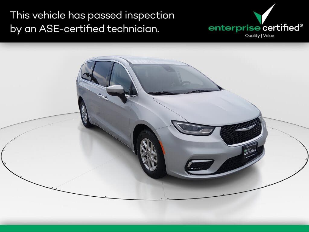 2023 CHRYSLER Pacifica
