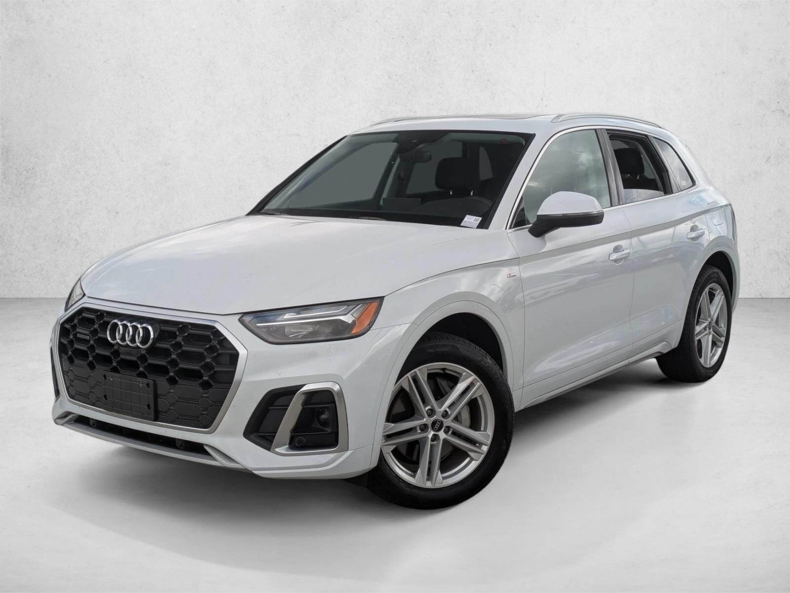 2025 AUDI Q5 e