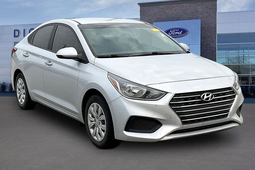 2022 HYUNDAI Accent