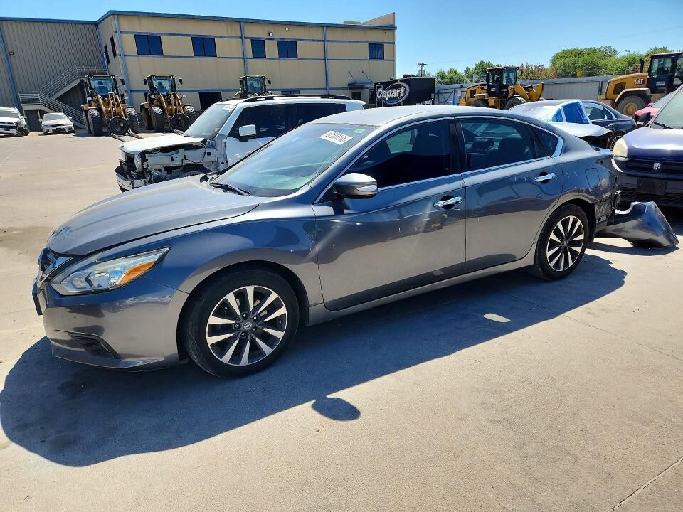 2017 NISSAN Altima