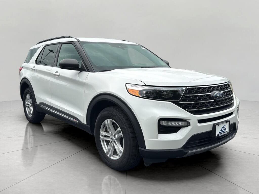 2024 FORD Explorer
