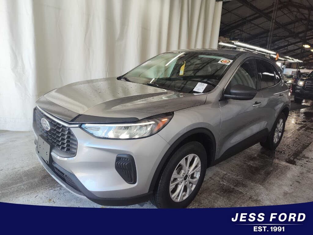 2024 FORD Escape
