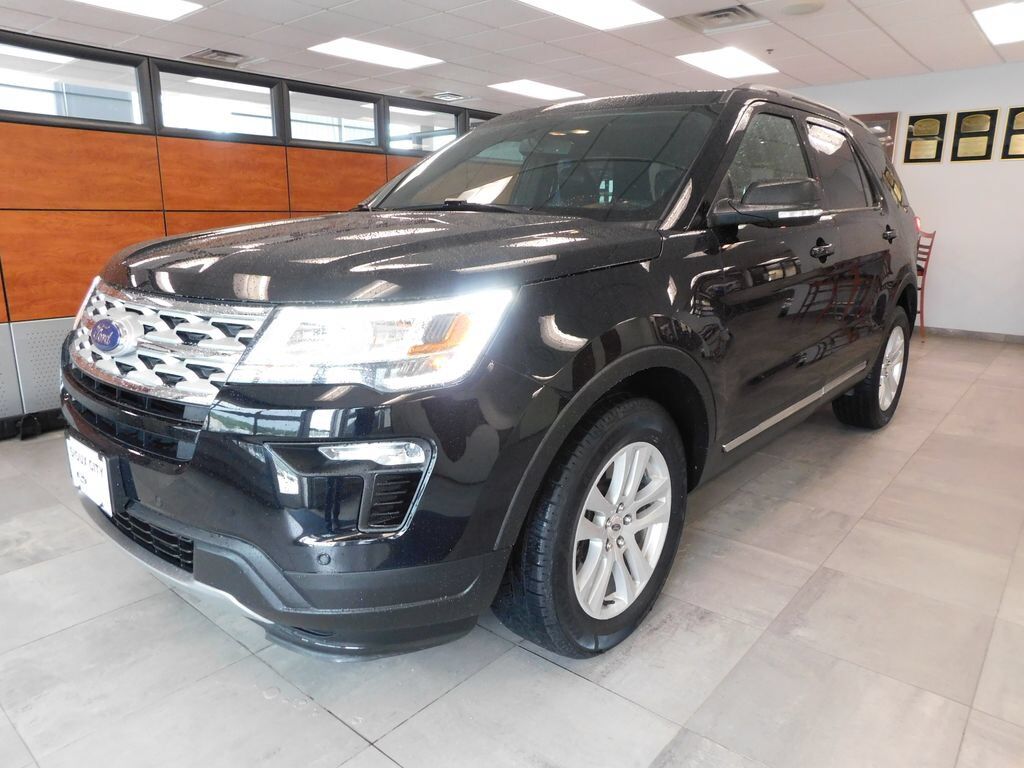 2019 FORD Explorer