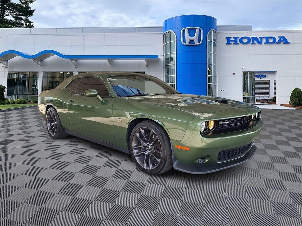 2021 DODGE Challenger