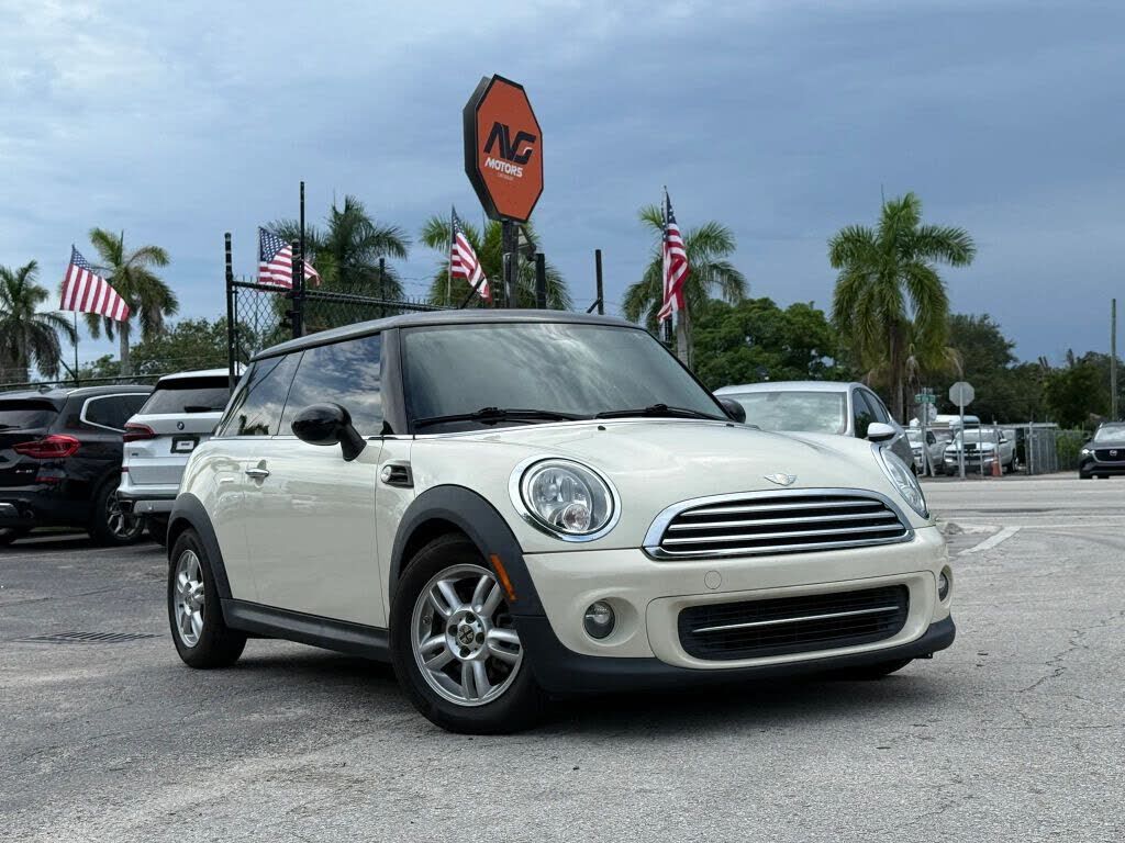 2013 MINI Hardtop