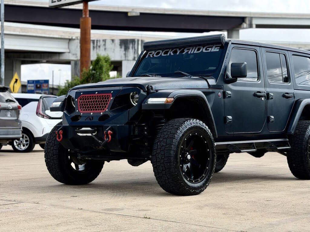 2017 CADILLAC Escalade ESV