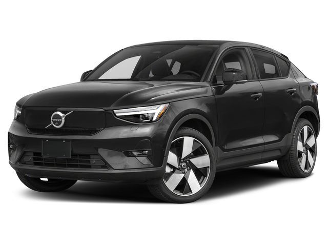 2022 VOLVO C40