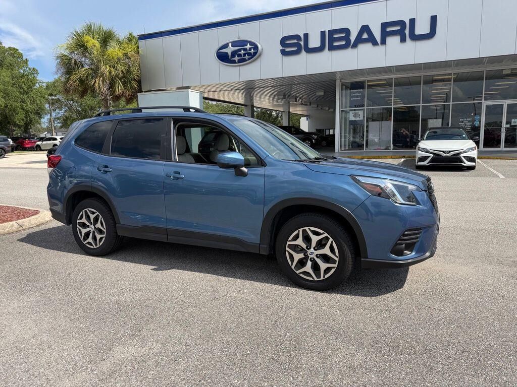2022 SUBARU Forester
